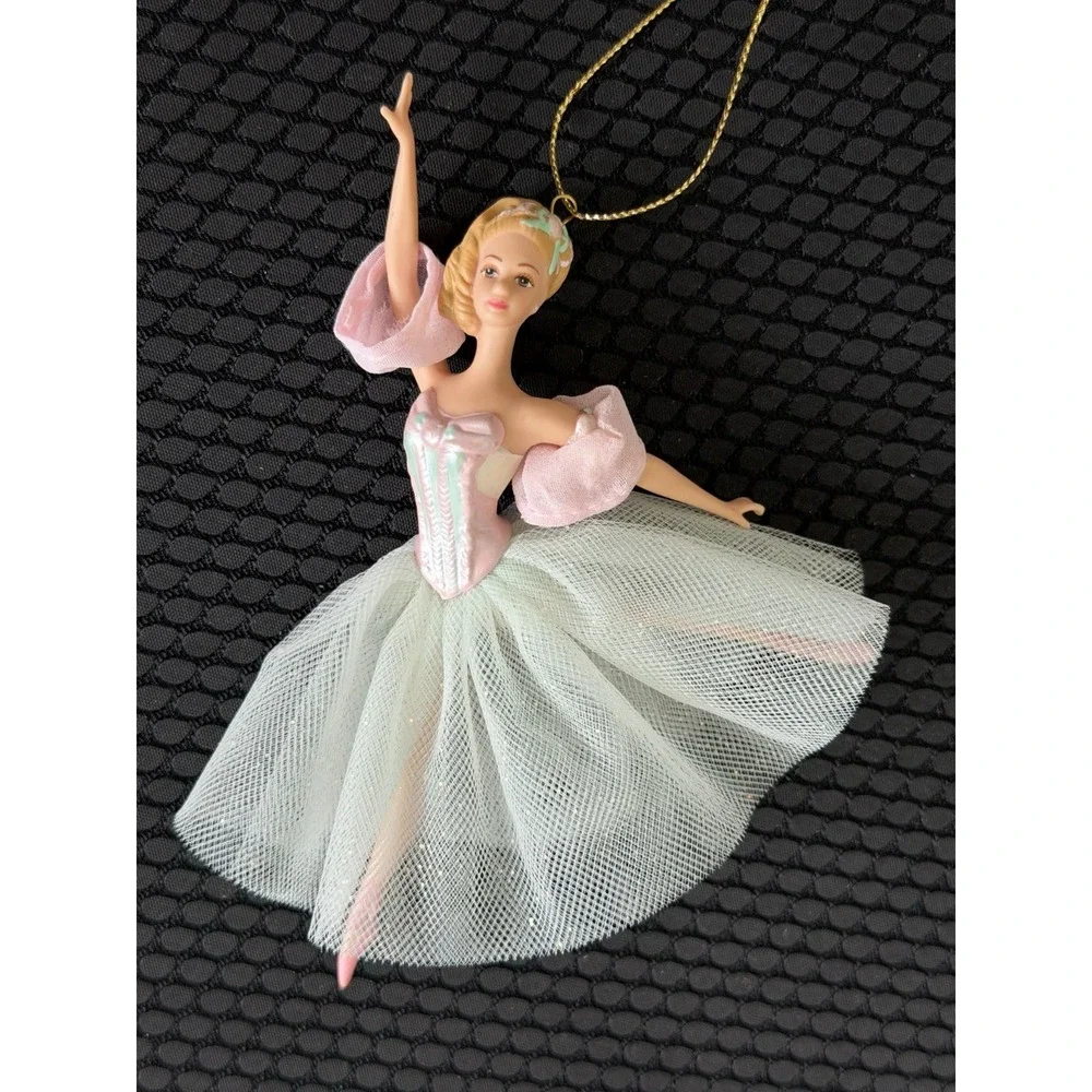 Barbie Ornament Ballerina Marzipan The Nutcracker 1999 Avon Sugar Plum Fairy